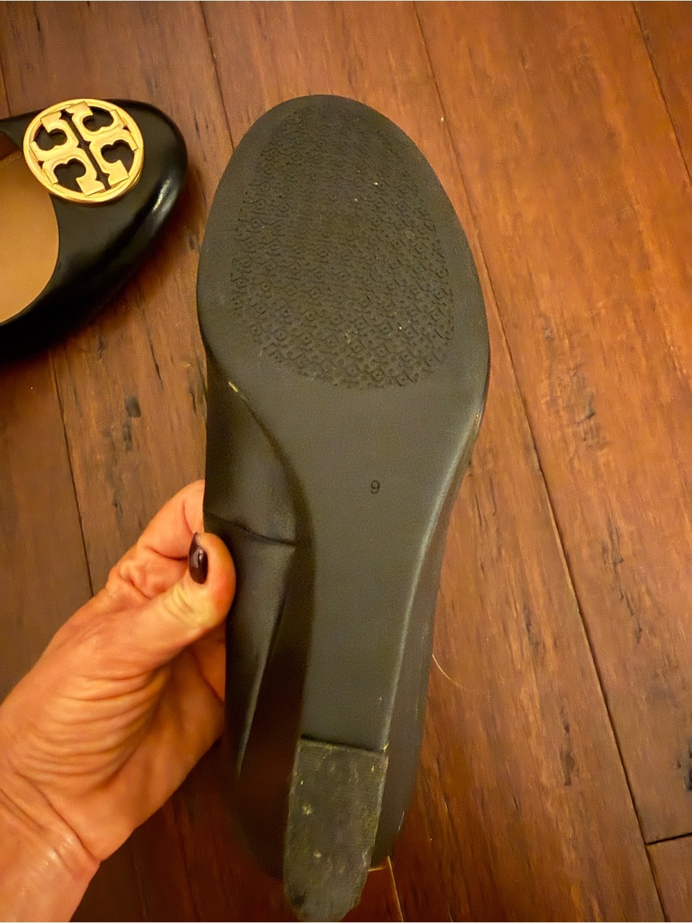 Tory Burch Black Leather Flats with Gold Logo Medallion - Picture 5 of 9